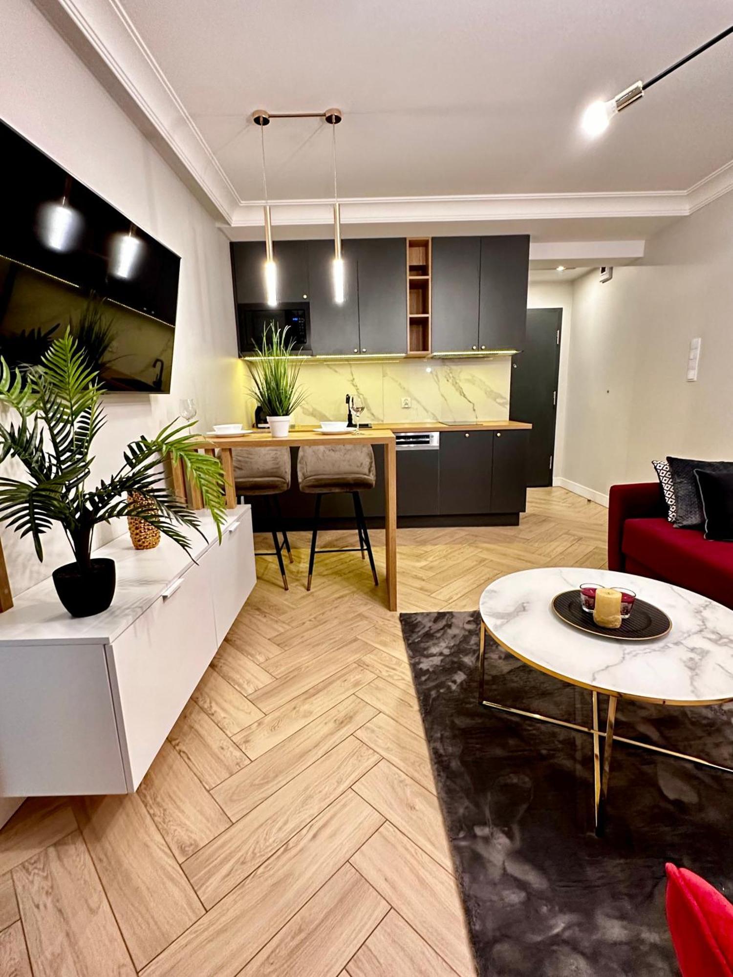 Apartment Kielce- Saphire Przy Zalew Kielecki, Faktura, Parking, Centrum