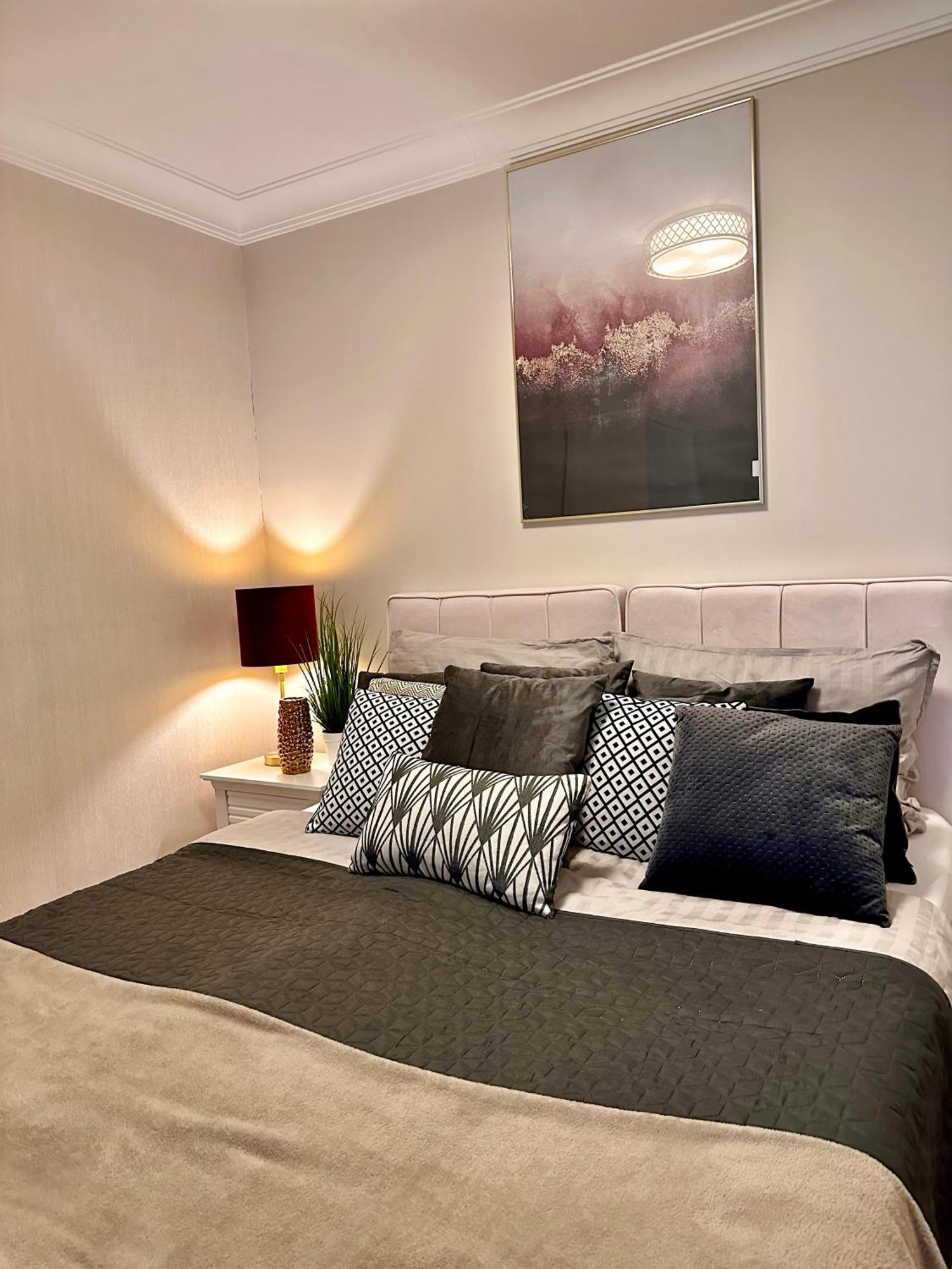 Kielce- Saphire Przy Zalew Kielecki, Faktura, Parking, Centrum Apartment *